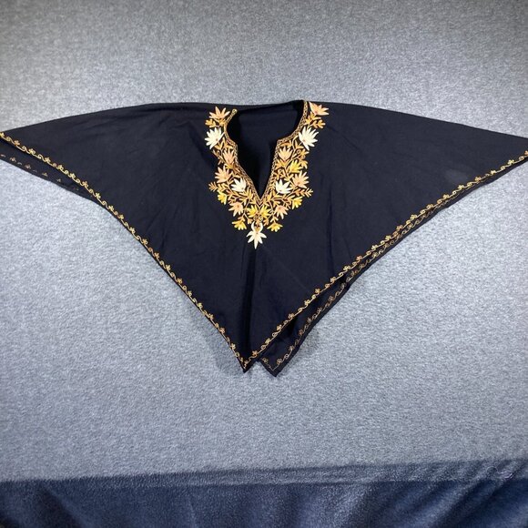 Vintage Handmade Embroidered Poncho Witchy Boho Gypsy - Picture 1 of 6